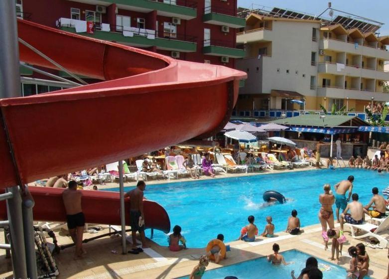 Club Bayar Beach Hotel 阿拉尼亚 外观 照片
