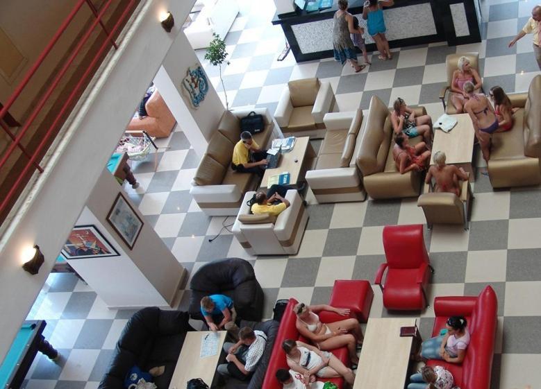 Club Bayar Beach Hotel 阿拉尼亚 外观 照片
