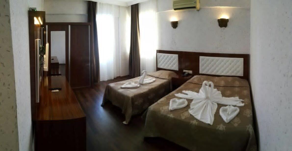 Club Bayar Beach Hotel 阿拉尼亚 外观 照片