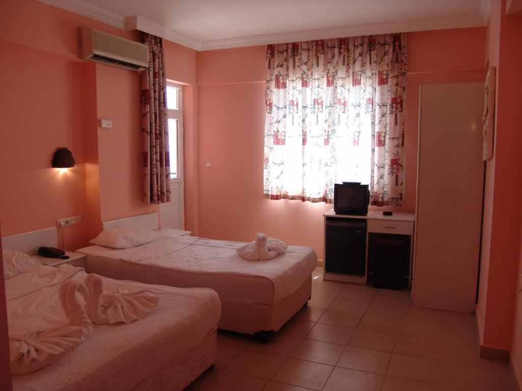 Club Bayar Beach Hotel 阿拉尼亚 外观 照片