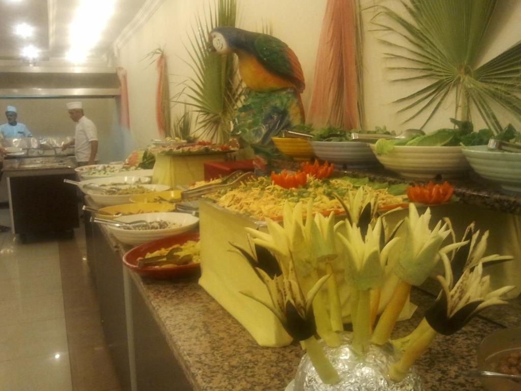 Club Bayar Beach Hotel 阿拉尼亚 外观 照片