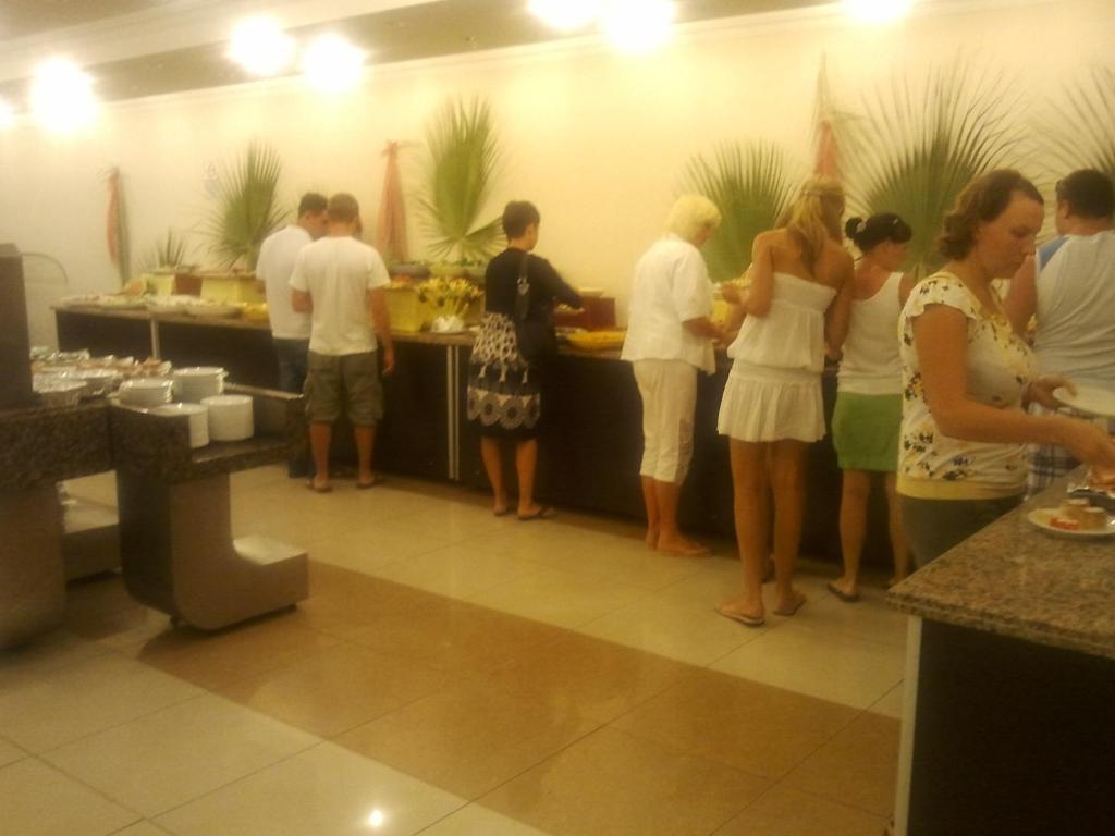 Club Bayar Beach Hotel 阿拉尼亚 外观 照片