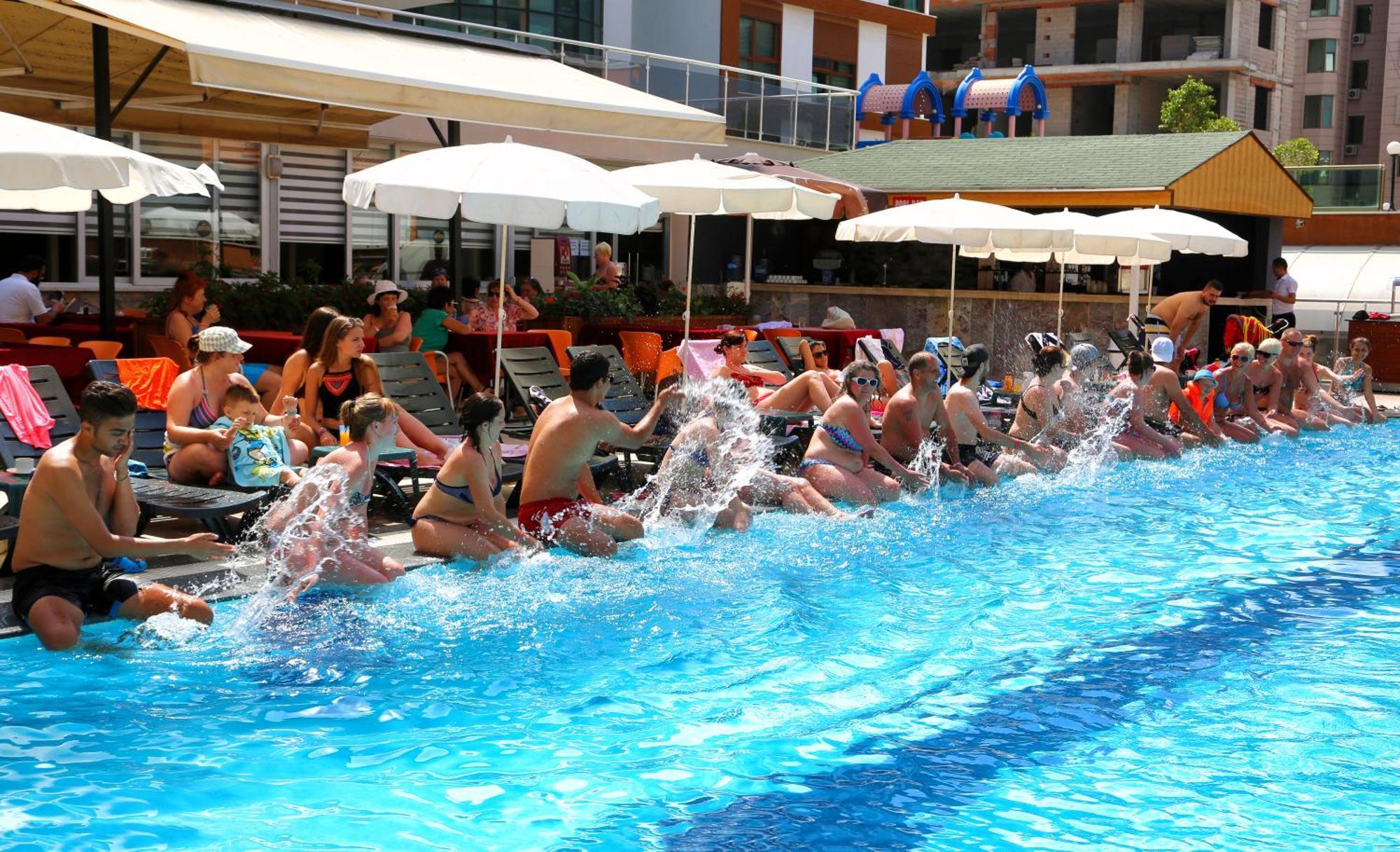 Club Bayar Beach Hotel 阿拉尼亚 外观 照片