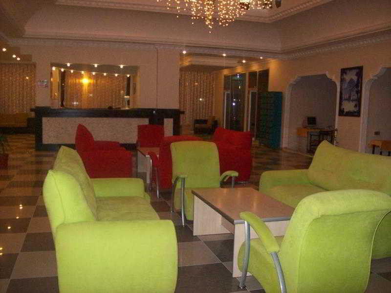 Club Bayar Beach Hotel 阿拉尼亚 外观 照片